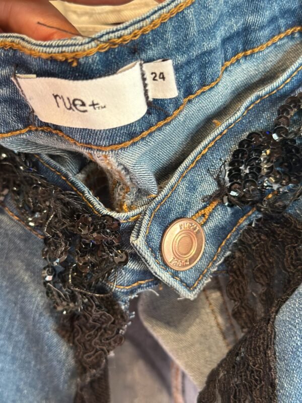 Jean Belt with Black Lace Lining - Image 5