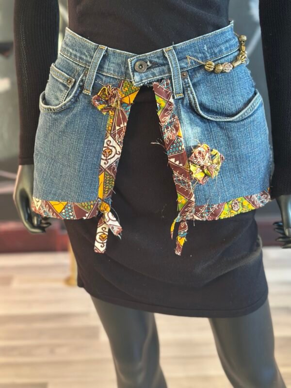 Jean Belt with Beaded Accessories - Image 3
