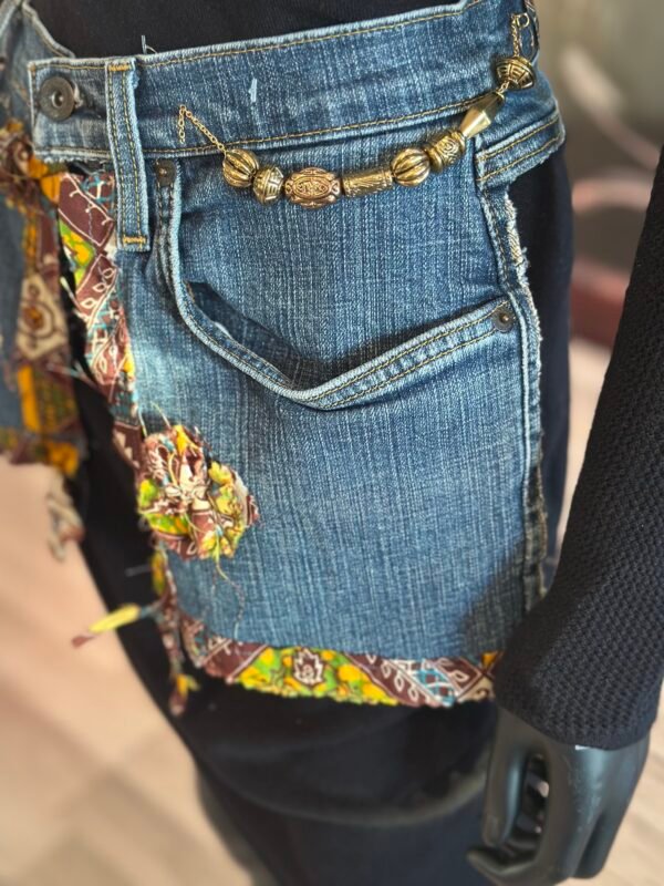 Jean Belt with Beaded Accessories - Image 4