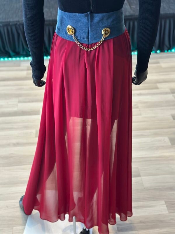 Jean Belt with Sheer Train and Gold Accent Jewelry - Image 4